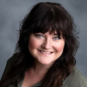 Bobbi Jo Noeller